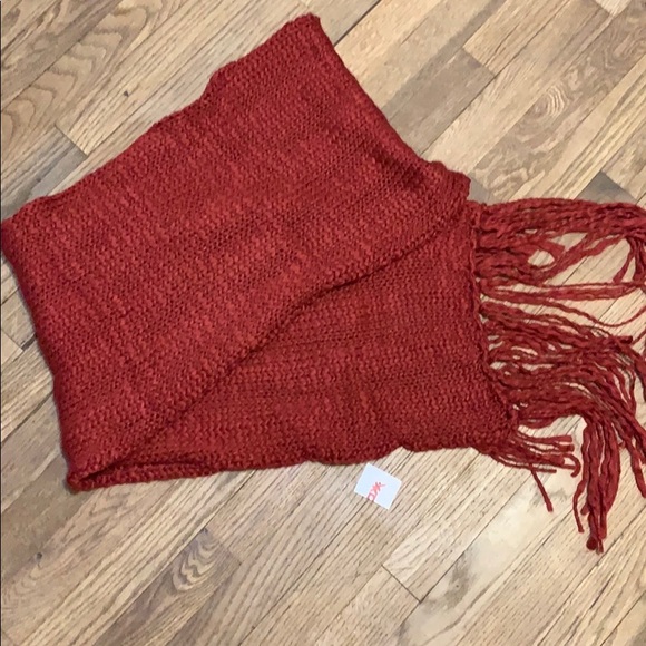 Scarf - Picture 2 of 4